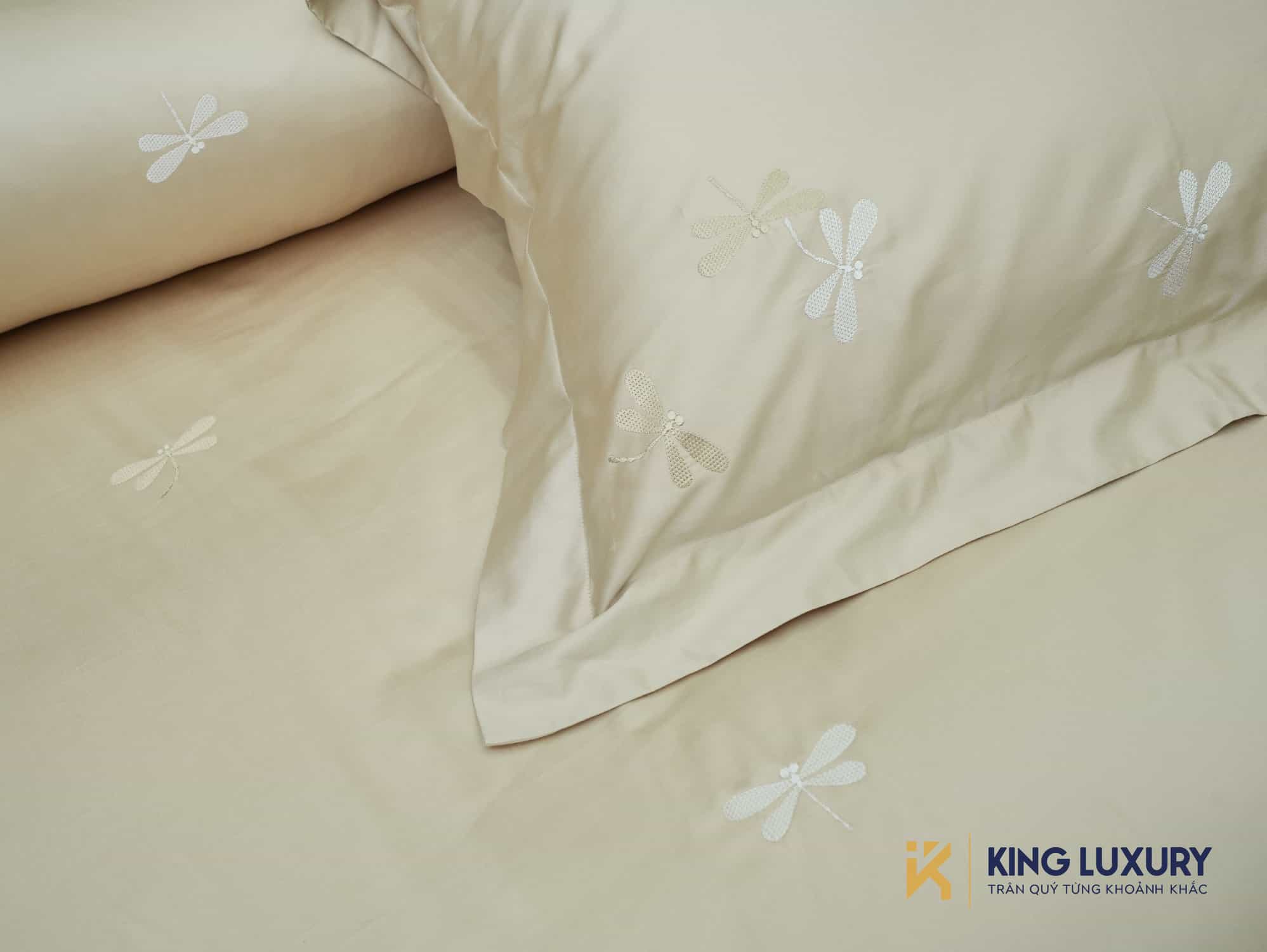 Chuồn chuồn kem